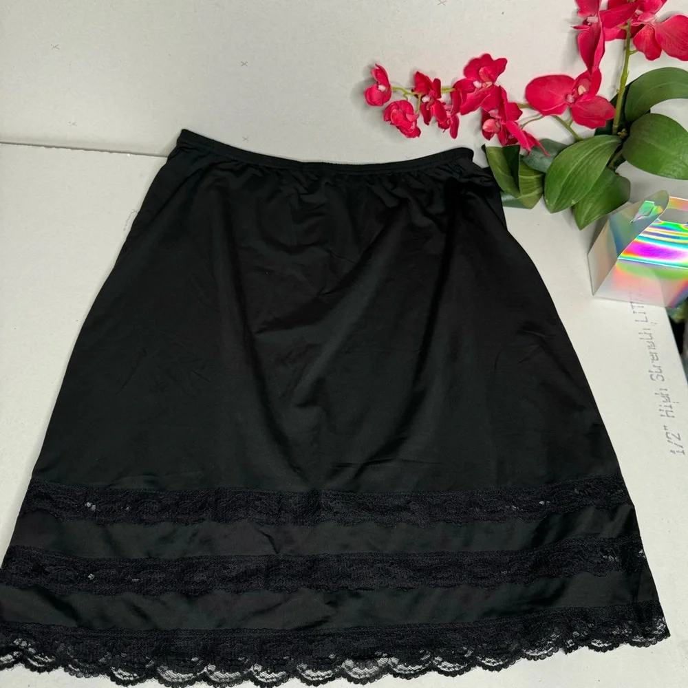 🖤 MancyFit Undergarment Skirt 🖤